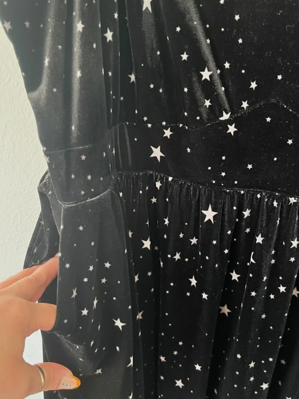 Torrid Midi Velvet Skater Dress Size 3X Black Star Print Sleeveless - Picture 2 of 7
